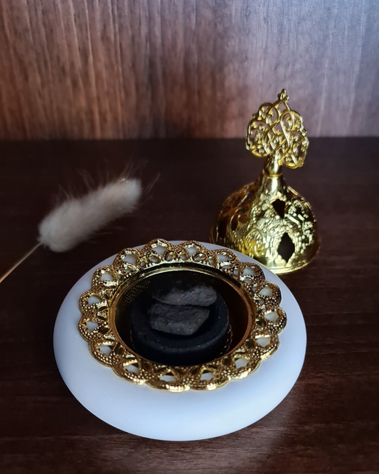 Don't believe it when people tell you minimal means plain